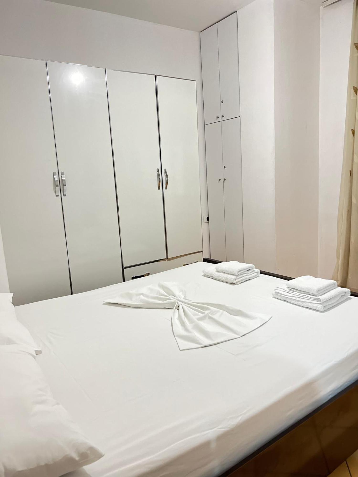 Leonard Apartment Tirana Exteriér fotografie
